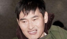 爆料大衣哥朱志文视频,揭秘幕后生活细节